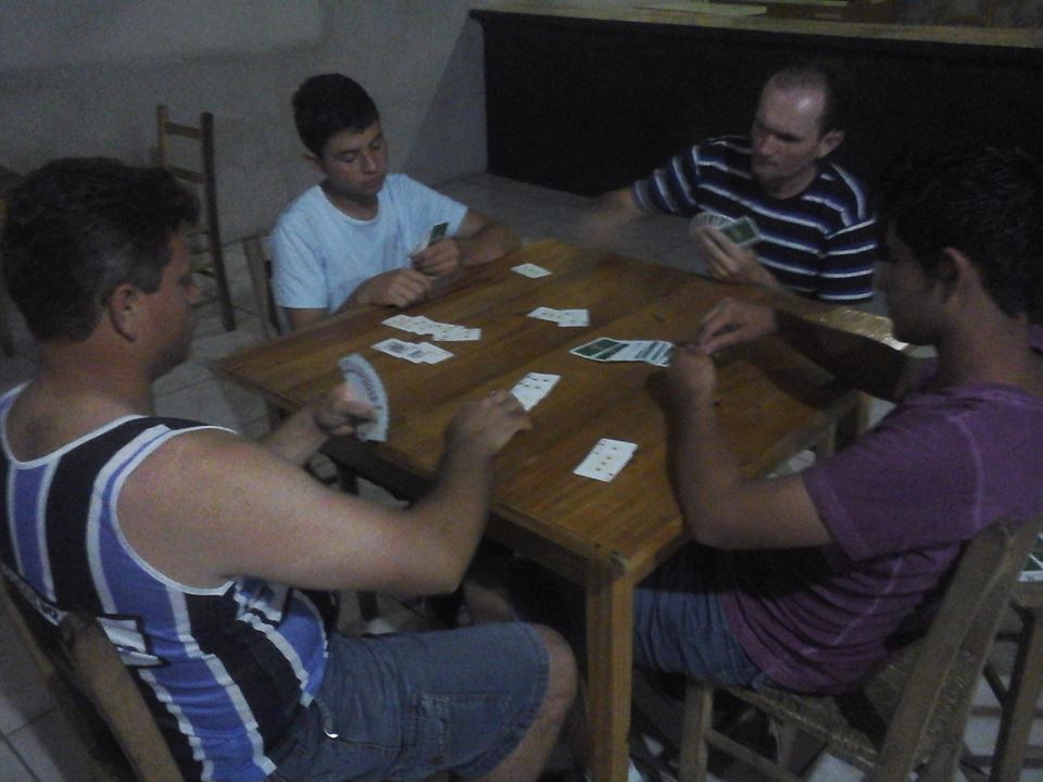 Semifinal do Campeonato municipal de Canastra em Duplas